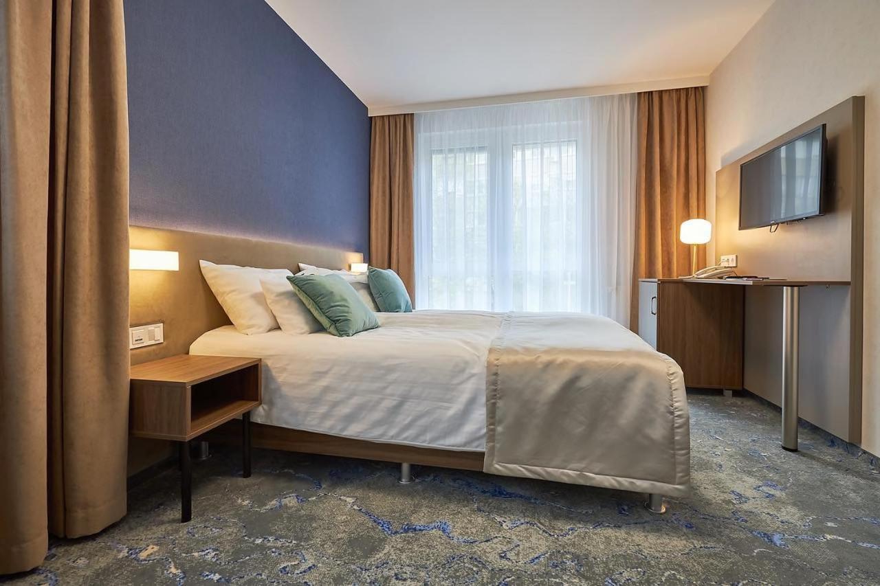 Hotel Crystal Hajdúszoboszló Eksteriør bilde