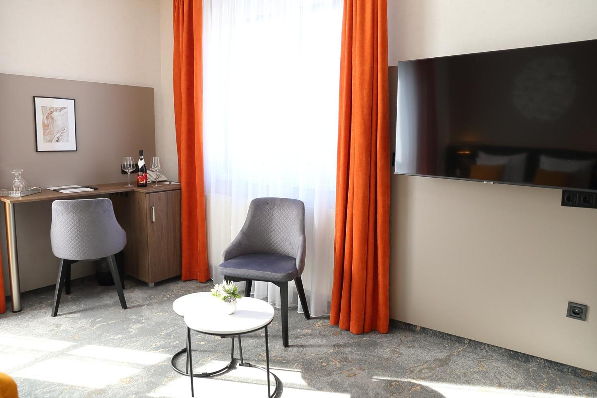 Hotel Crystal Hajdúszoboszló Eksteriør bilde