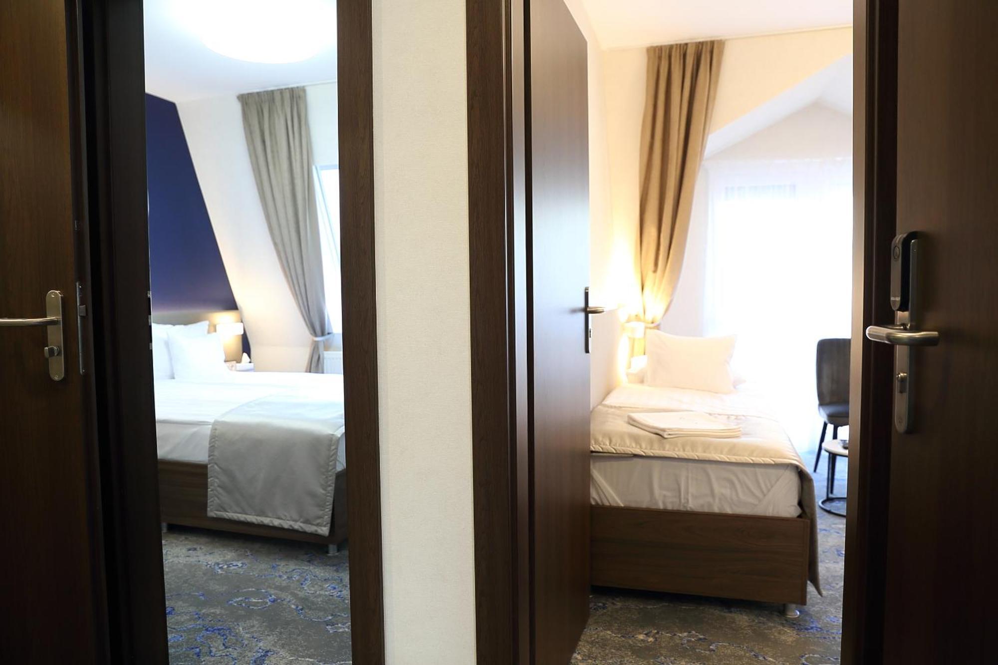 Hotel Crystal Hajdúszoboszló Eksteriør bilde